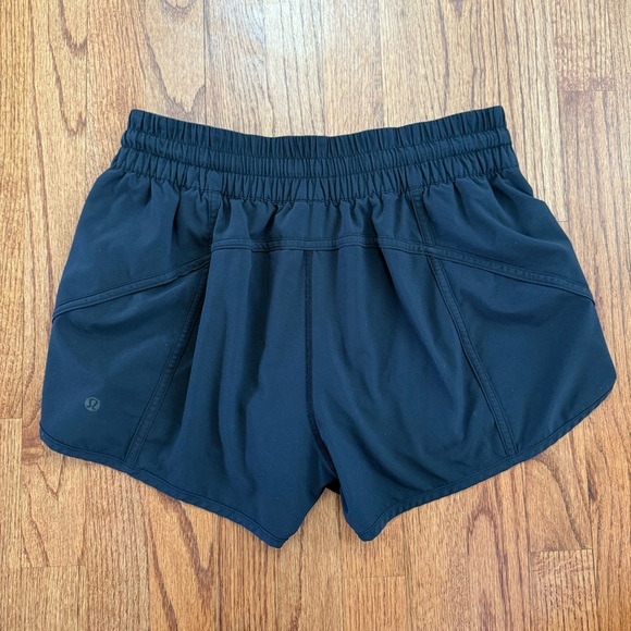 Lululemon Tracker Shorts in black size 12 - Picture 8 of 13